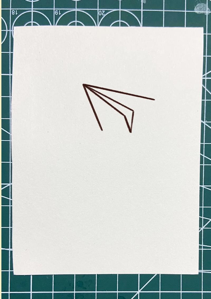 纸飞机的100种画法_纸飞机的画法又简单又漂亮