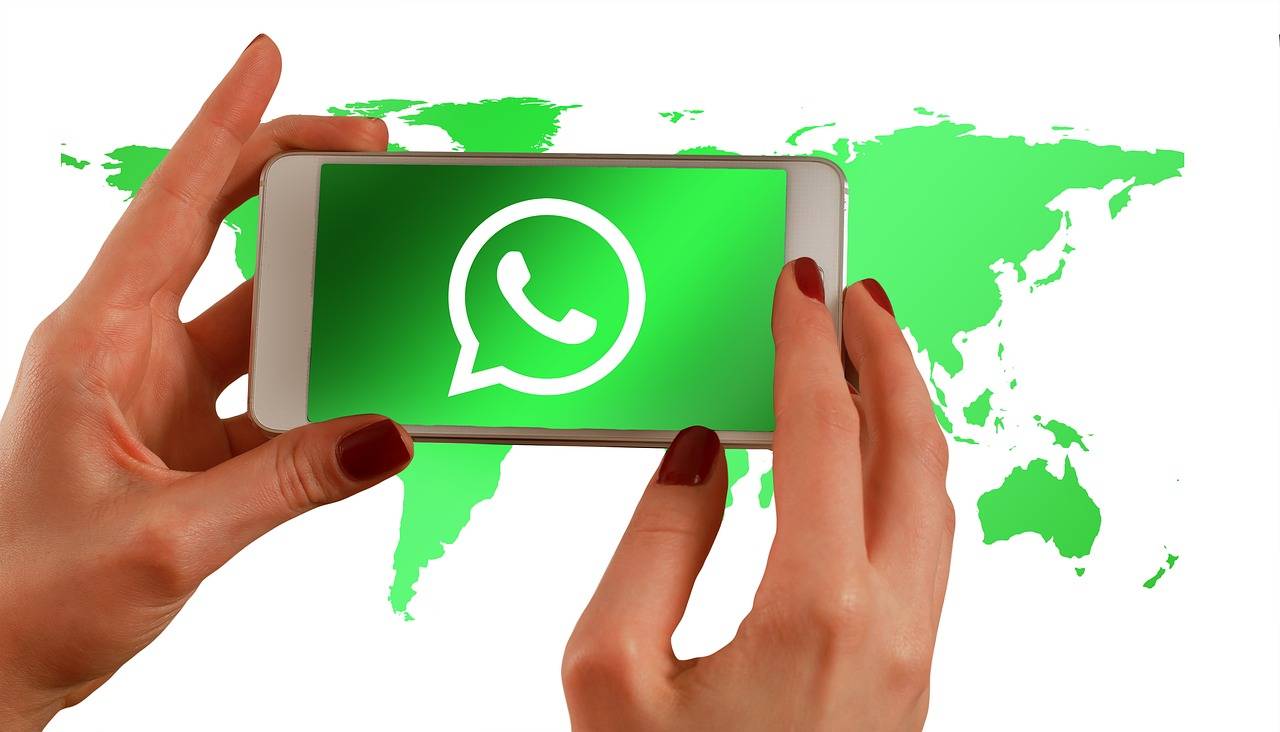 whatsapp跟微信一样吗-whatsapp和wechat的区别