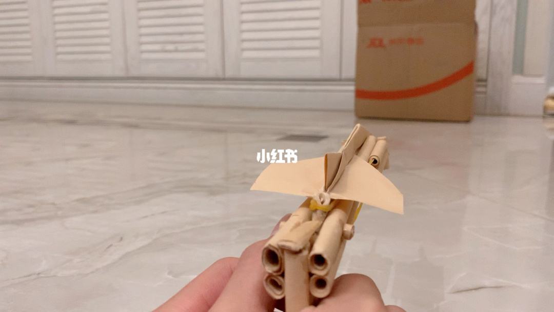 纸飞机发射器怎么折-纸飞机发射器怎么折纸