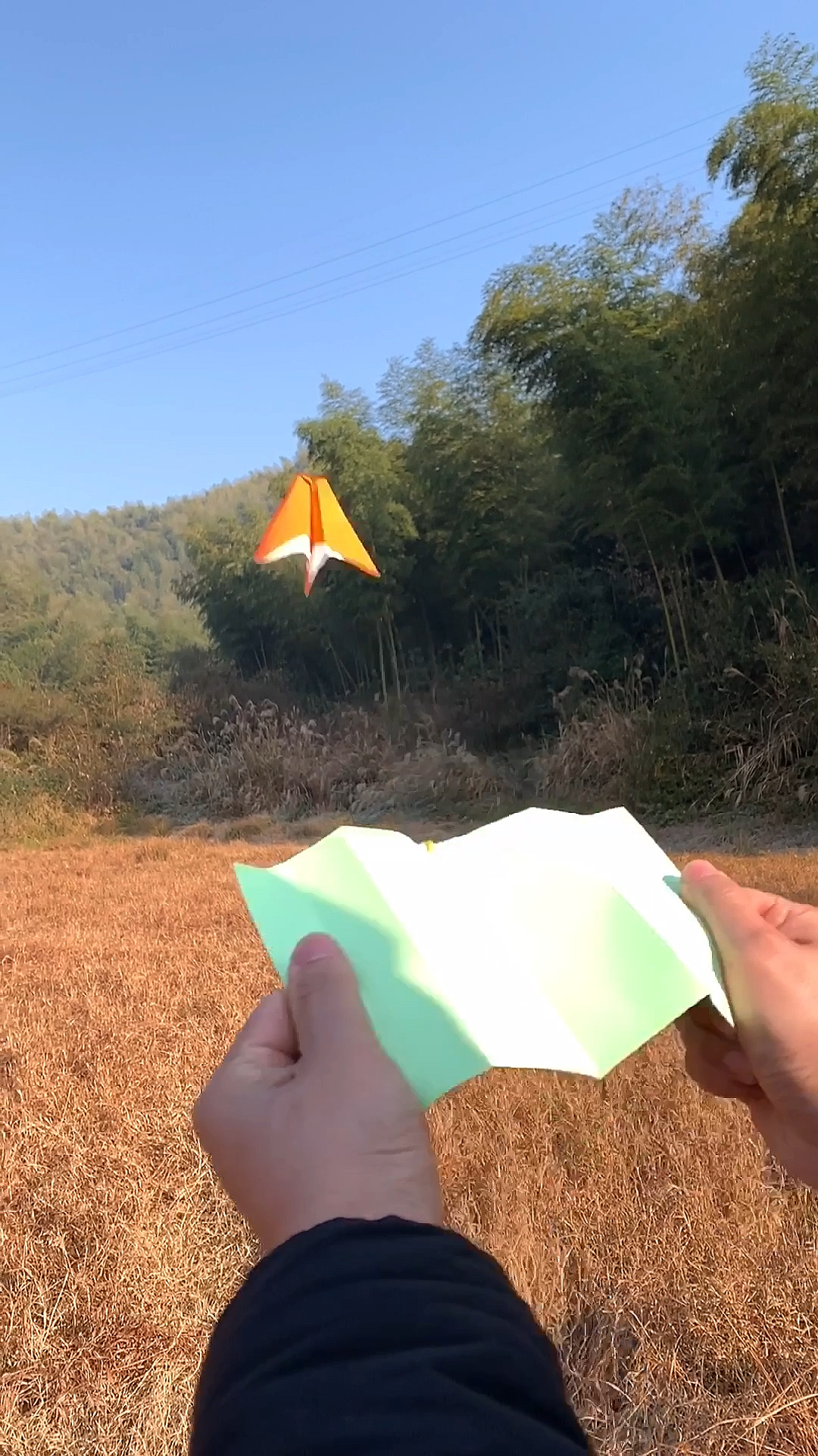 纸飞机发射器怎么折不用皮筋-弹射起步!3秒学会纸飞机发射器