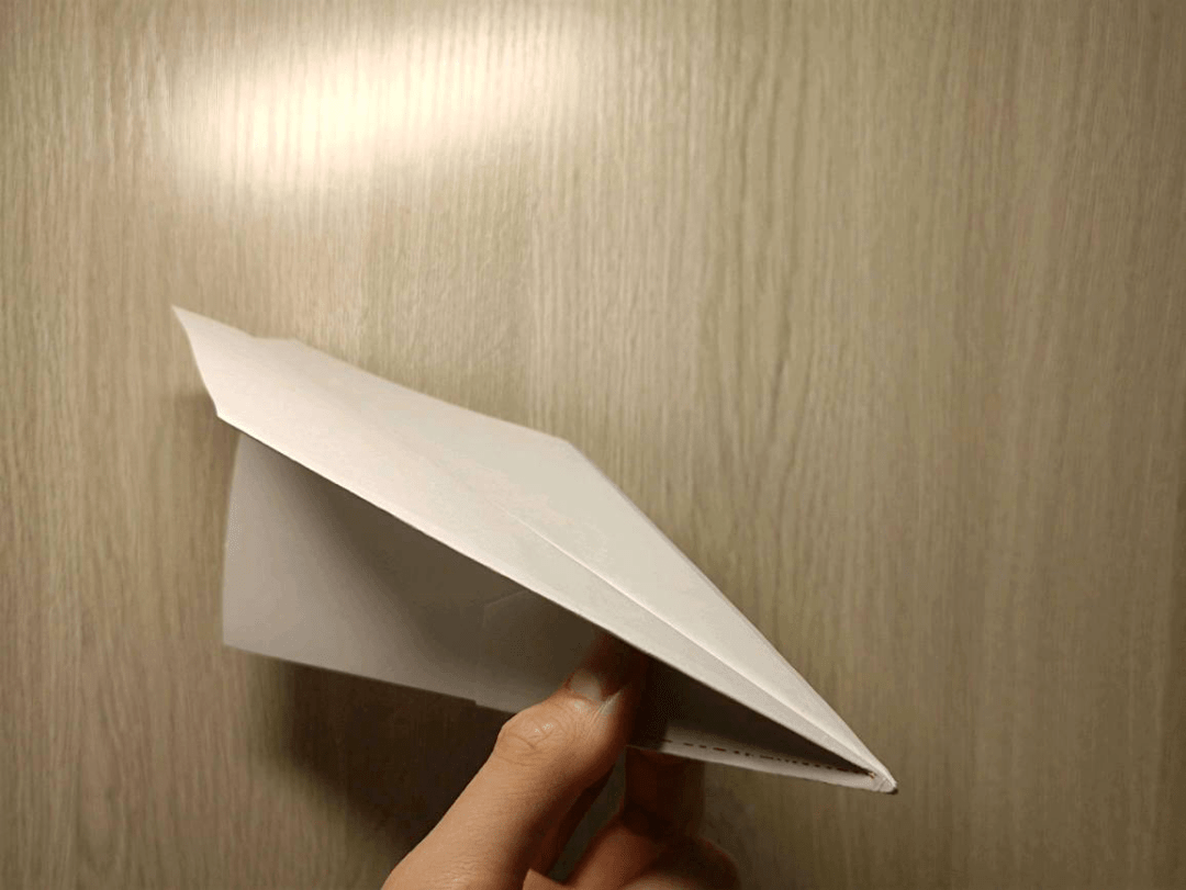 纸飞机怎么折飞得远-纸飞机怎么折飞得远飞得久