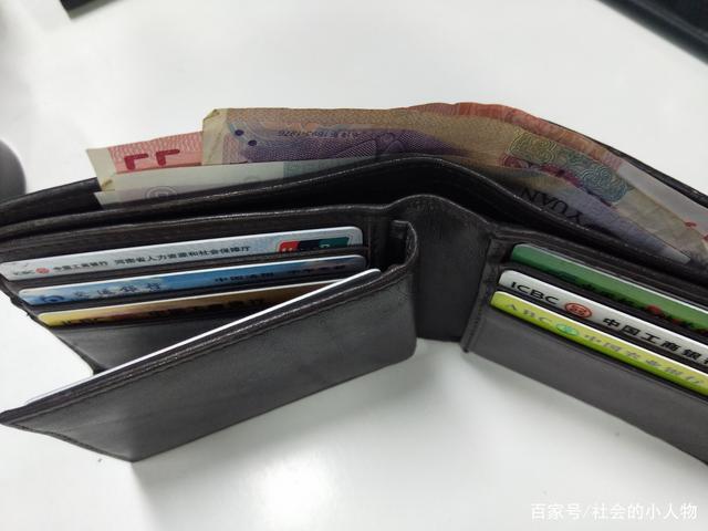 冷钱包和热钱包的区别?-冷钱包和热钱包的区别及交易所的使用流程