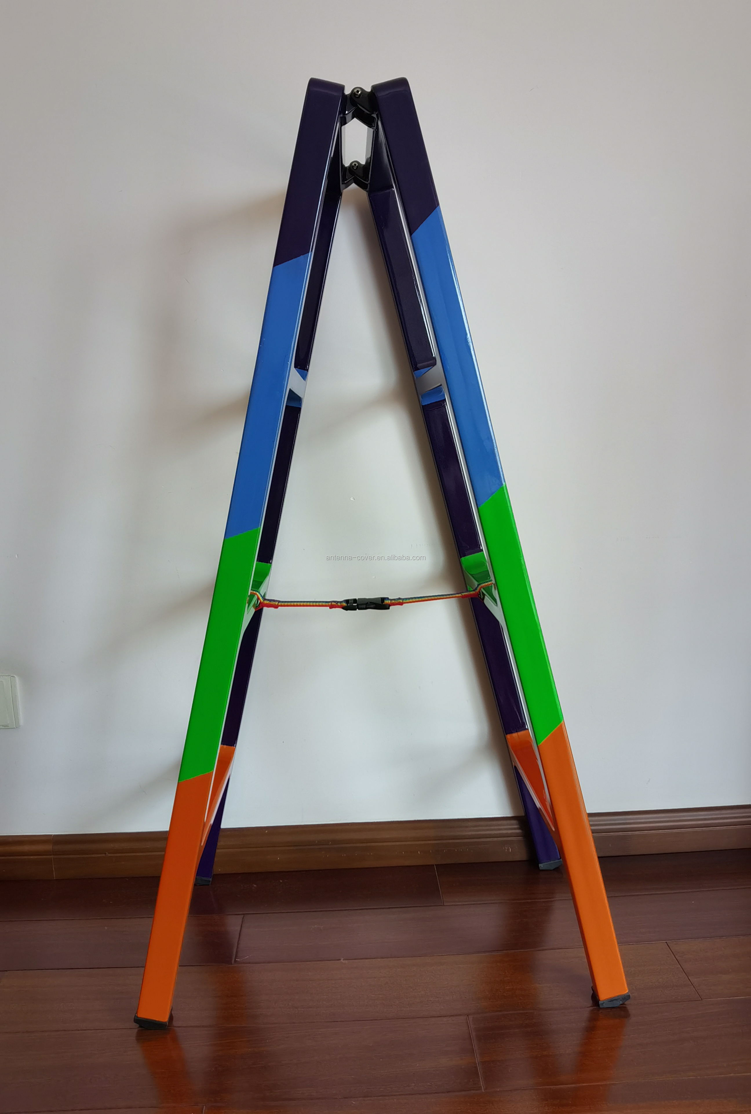 梯子工作时与地面角度是几度_使用梯子时,梯子与地面之间的角度以多少度为宜