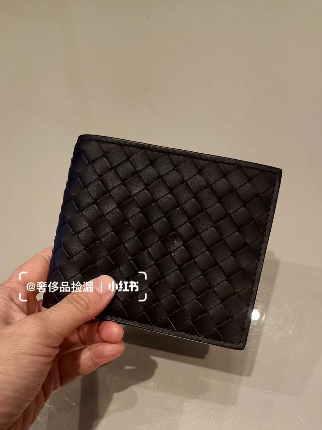 bovls钱包多少钱正品_bv官网官方旗舰店t恤价格